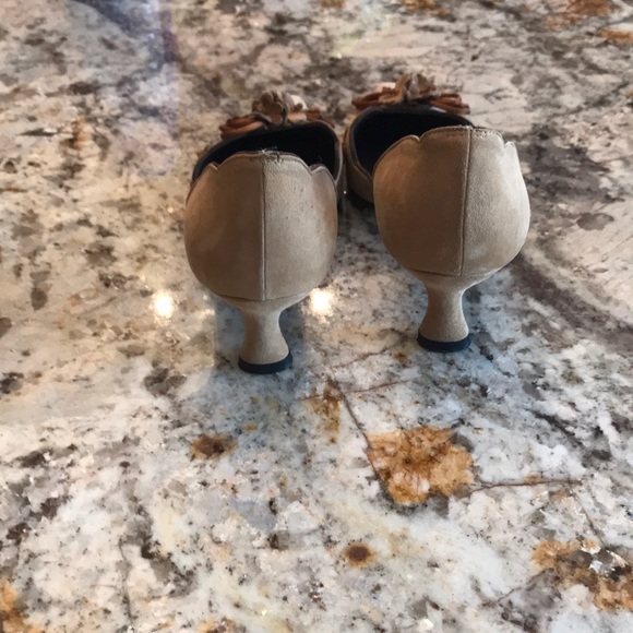 Stuart Weitzman sz6 pre owned Excellent Condition - Picture 4 of 4